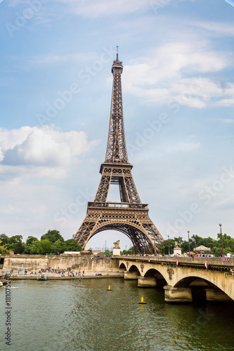 Seine in Paris and Eiffel tower © Sergii Figurnyi