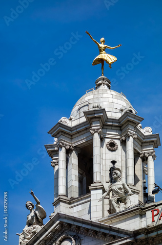 LONDON - JULY 27 : Replica Gilded Statue of Anna Pavlova Classical Ballerina in London on July 27, 2013 photo