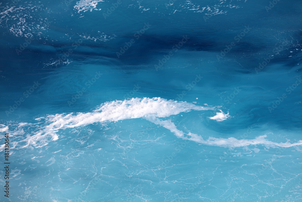 Obraz premium Meer Ozean Meerwasser mit verschiedenen Wasserfarben