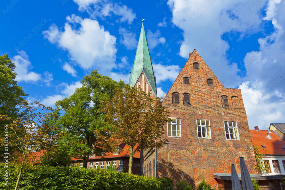 Obraz premium Lüneburg, Altstadt-Impressionen, St. Johanniskirche