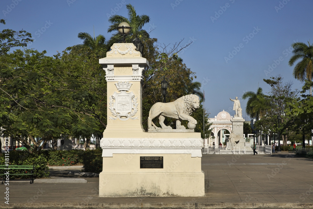 Obraz premium Jose Marti park. Cienfuegos. Cuba