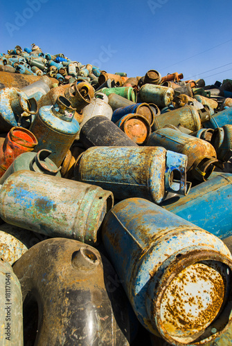 scrapped gas cylinders © rosario scalia