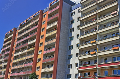 Obraz na płótnie Sozialer Wohnungsbau w salonie