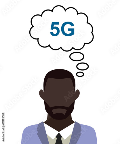 Mann überlegt - 5G