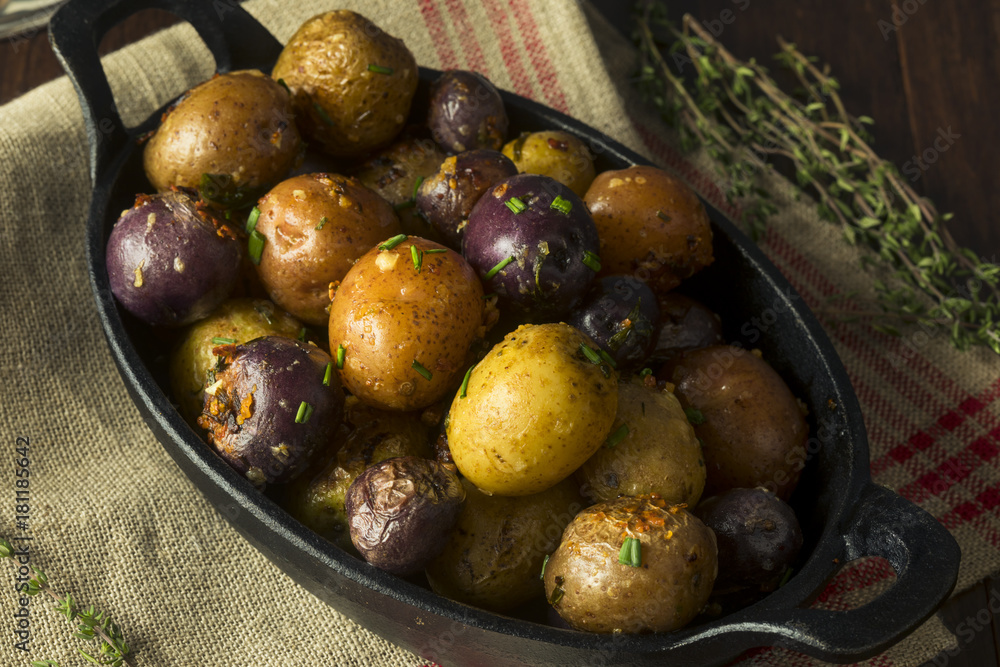 Savory Homemade Butter and Garlic Baby Potatoes Savory Homemade Butter and Garlic Baby Potatoes