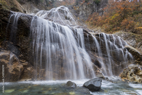 紅葉の姥ヶ滝