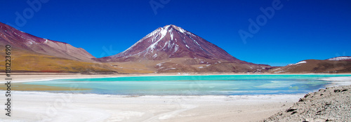 Obraz na plátně Bolivia, Laguna Verde, Licacanbur