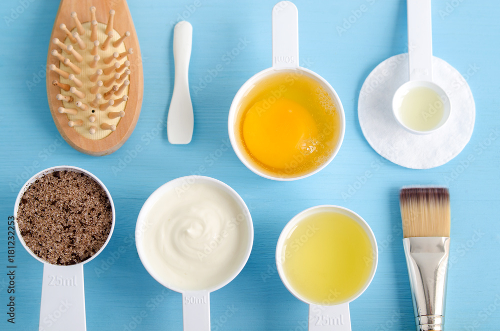 Sour cream (greek yogurt), raw egg, ground coffee with brown sugar and