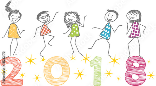 Des hommes, femmes ou enfants sautent de joie à l'occasion de la nouvelle année 2018