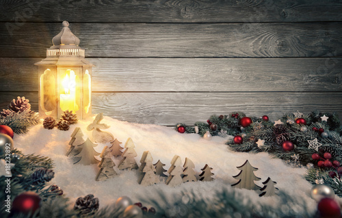 Geschmackvoller Hintergrund für Advent und Weihnachten im Laternenlicht photo