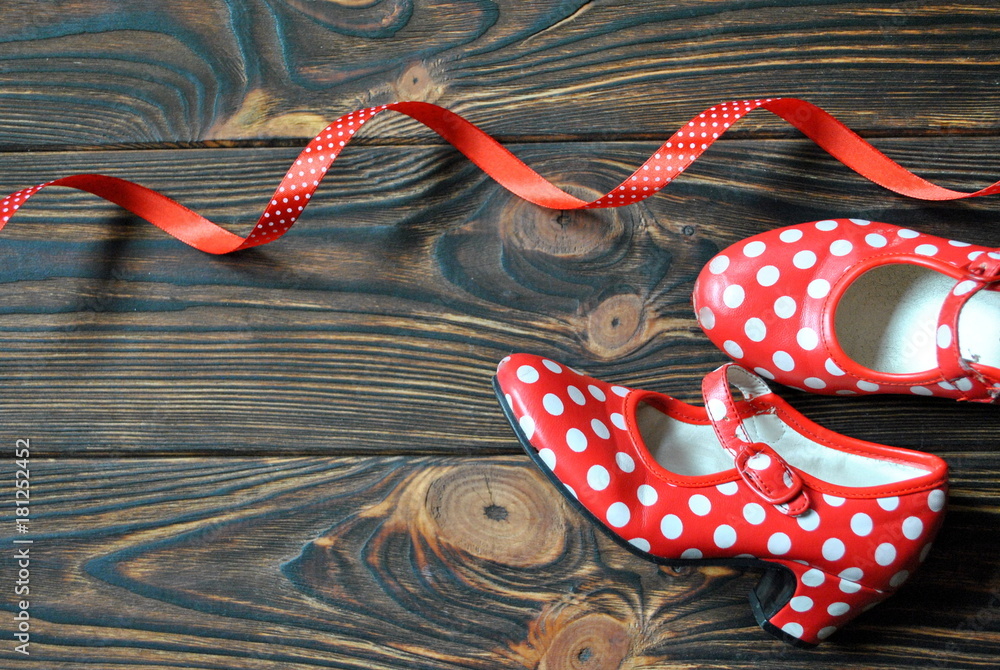 Czerwone buty w kropki do tańca flamenco Stock Photo | Adobe Stock