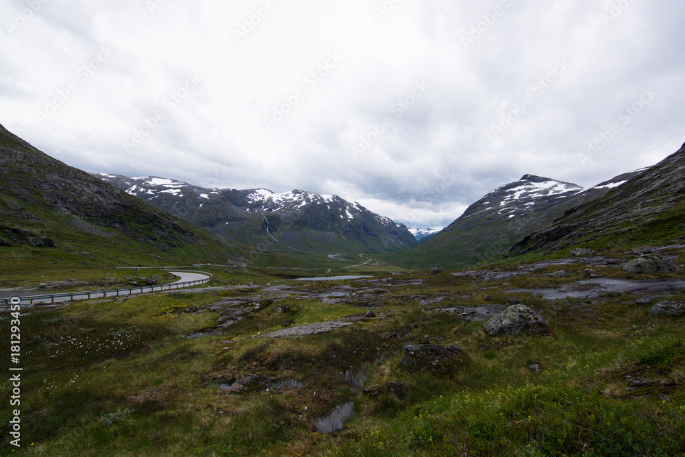 Valldalen, Moere og Romsdal, Norwegen