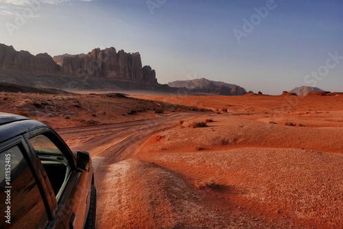 Dzika przygoda na pustynnym szlaku, Jordania