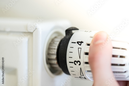 Heizkörper mit Thermostat