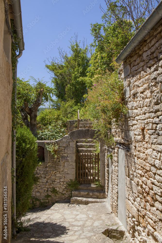 Old house in the medieval village Simiane-la-Rotonde, Provence, France Old house in the medieval village Simiane-la-Rotonde, Provence, France