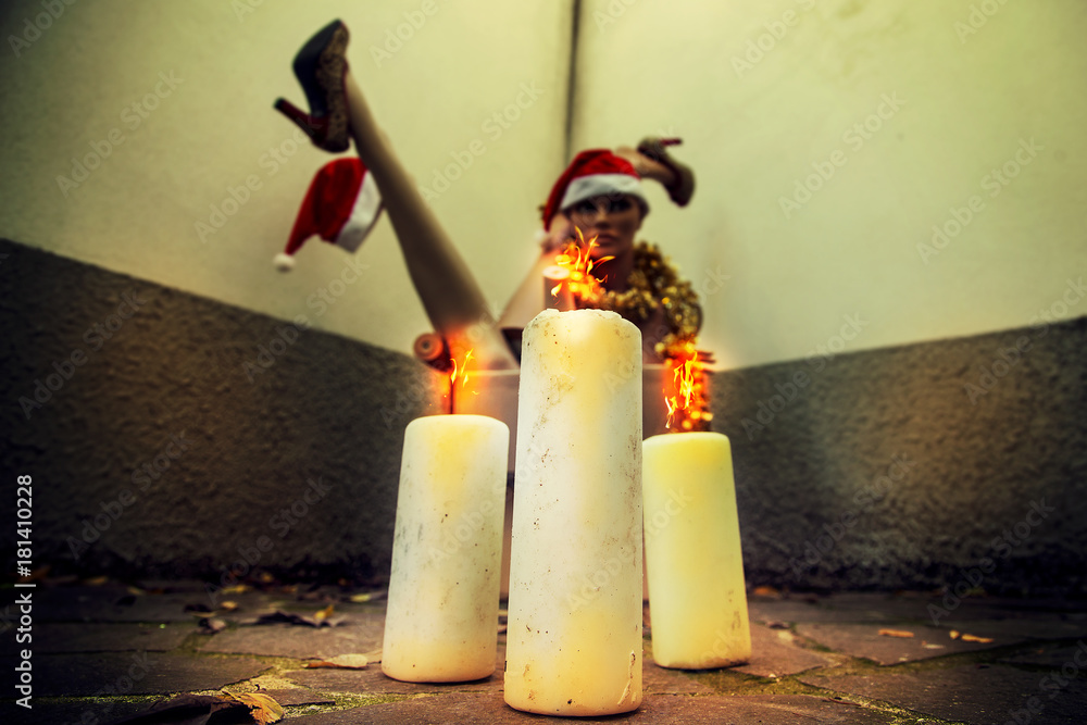 dummy body parts with Christmas decorations StockFoto Adobe Stock