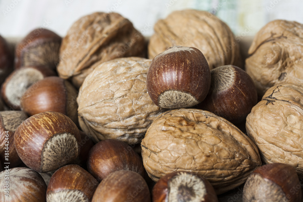 Hazelnut & Walnut Mixture