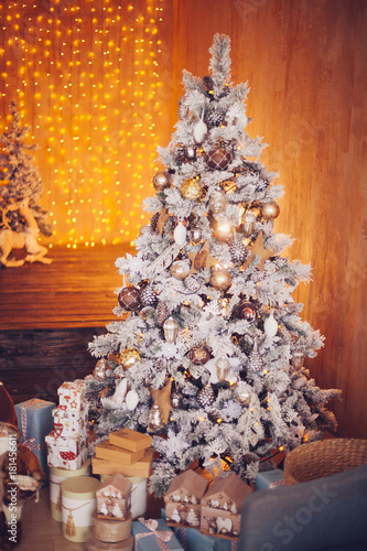 Decorated Christmas tree.