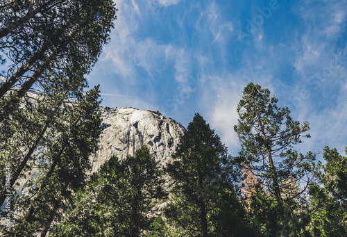Photography Picturesque cliffs of the Yosemite National Park