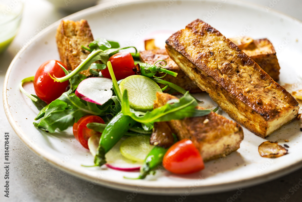 Tofu steak with Snow Peas and Rocket Salad Tofu steak with Snow Peas and Rocket Salad