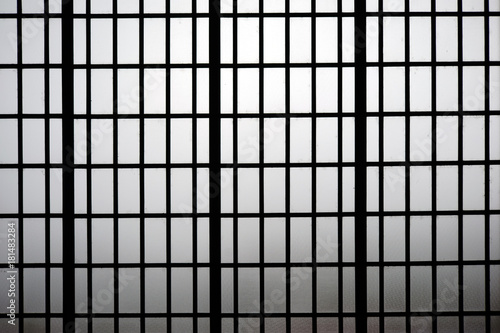 Wallpaper Mural Stahlgitter / Die Nahaufnahme eines Stahlgerüstes beziehungsweise Stahlgitters mit kleinen Fensterchen. Torontodigital.ca