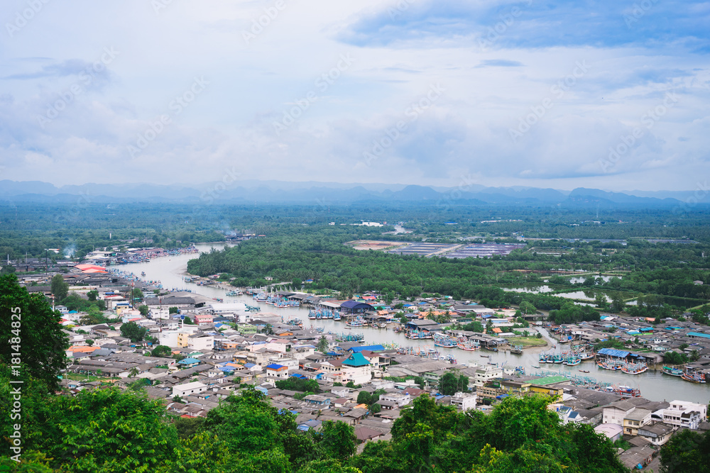 Obraz premium Aerial view of Chumphon city from view point.