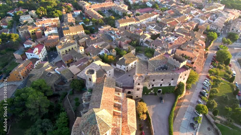 Altafulla (Tarragona,Cataluña) desde el aire. Video aereo