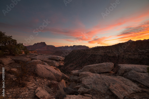 Sunrise on the Wire Mesa trail in Southern Utah © Melani