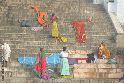 Ghats de Benarés o Varanasi, ciudad sagrada de India (Asia) photo