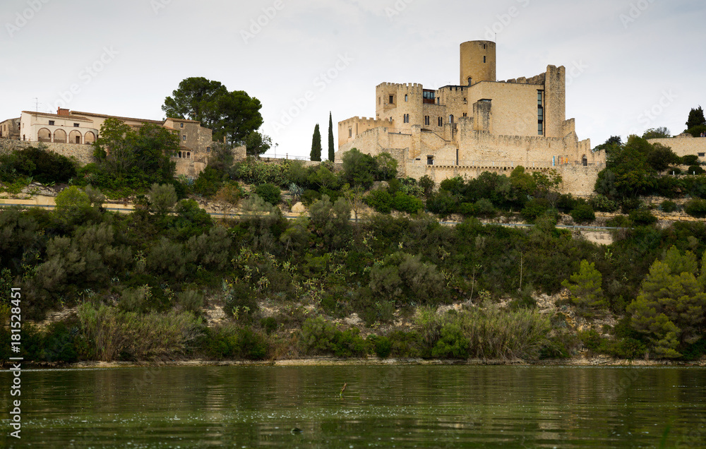 Castellet Castle view