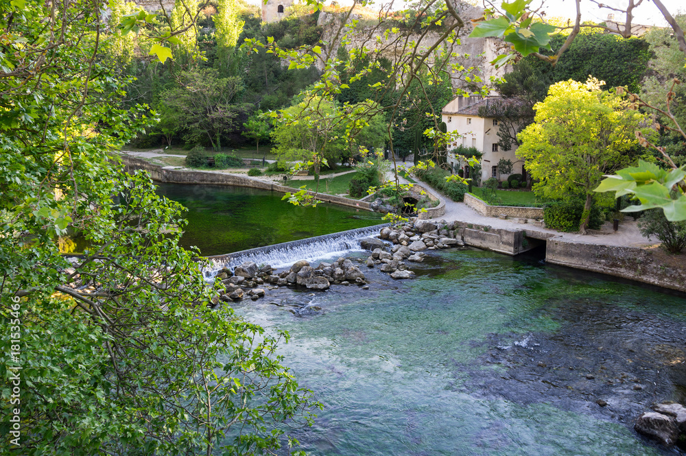 Fototapeta premium Fontaine-de-Vaucluse in Provence, France