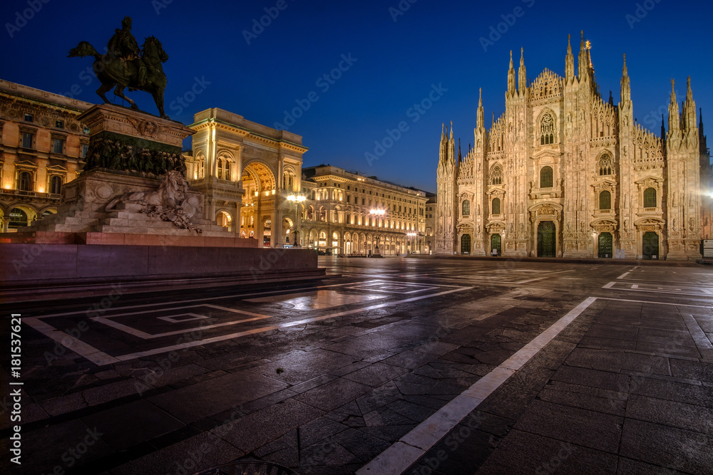 Piazza Duomo, Milan