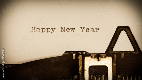 Happy New Year - geschrieben mit alter Schreibmaschine