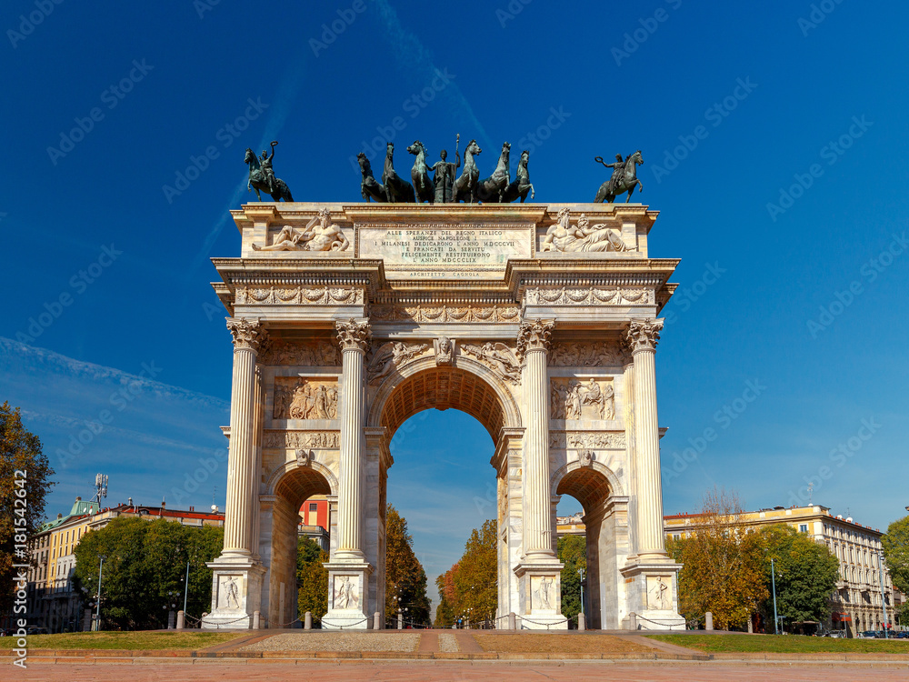 Milan. Triumphal Arch.