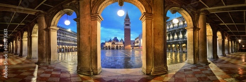Piazza San Marco hallway night panorama view