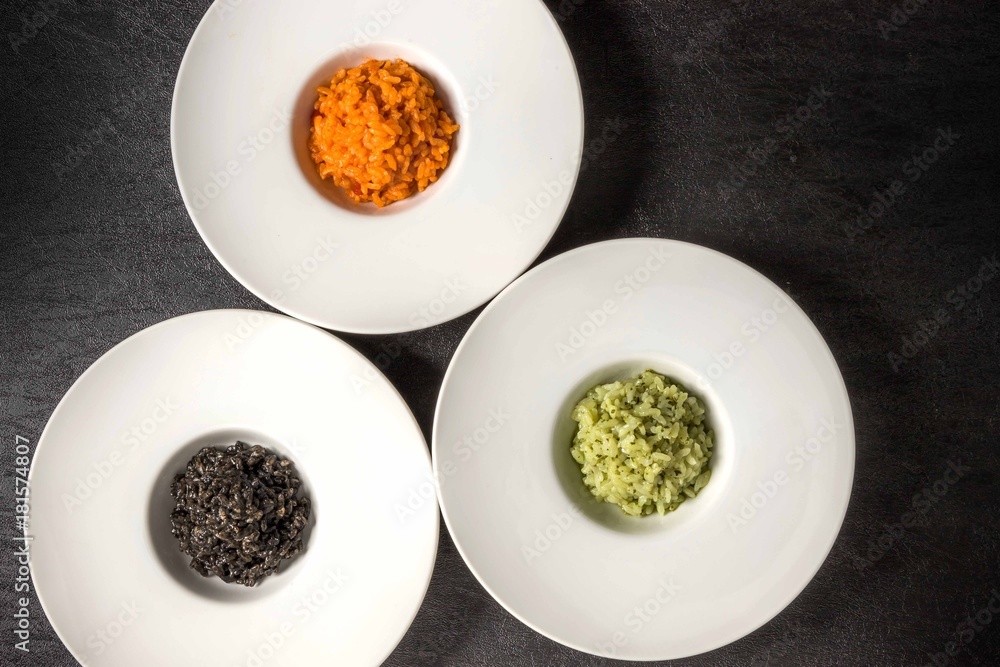 カラフルなリゾット( risotto (squid ink, tomato, basil) カラフルなリゾット( risotto (squid ink, tomato, basil)