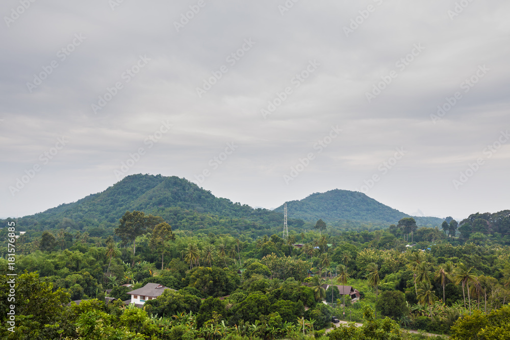 The houses in nature are mountainous in Southeast Asia. The houses in nature are mountainous in Southeast Asia.