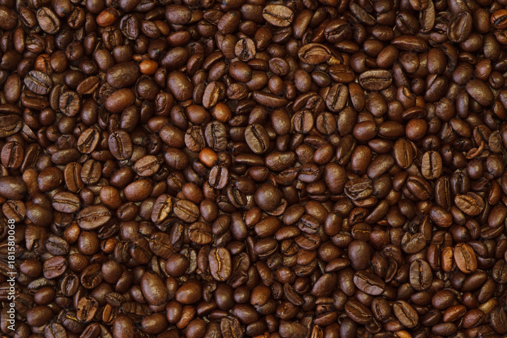 Fototapeta premium Dark coffee beans fulls creen