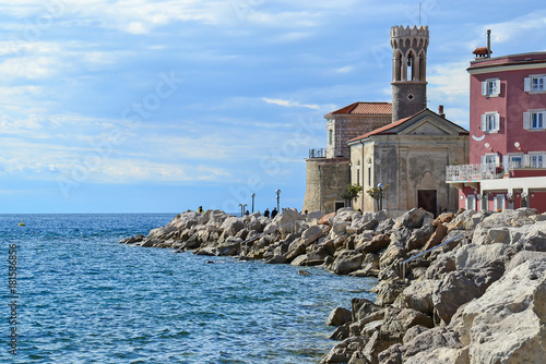 Foto Church in Piran town, Slovenia