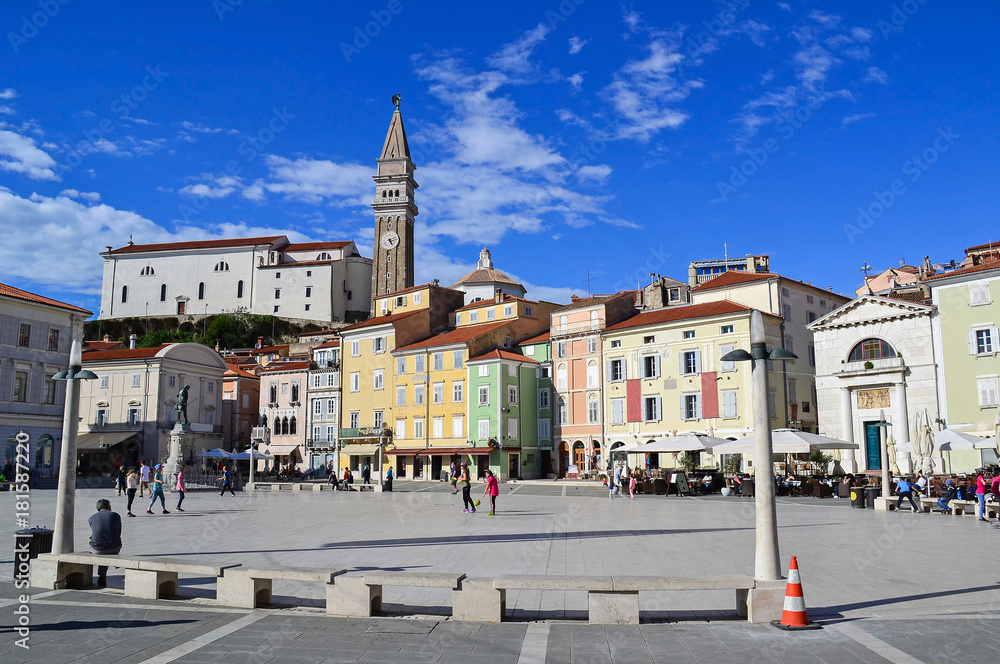 Obraz premium Buildings of Piran city, Slovenia