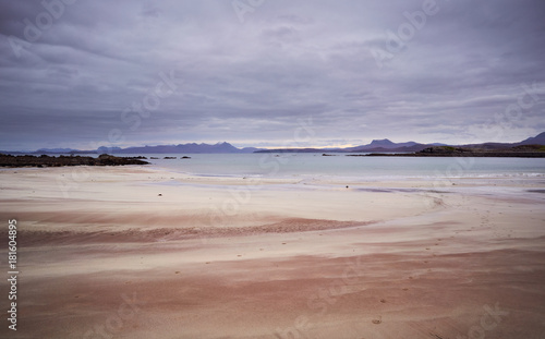 Obraz na płótnie Sandy beach at Mellon Udrigle looking out over Gruinard Bay and the mountains around Ullapool. North West Highlands of Scotland. w salonie