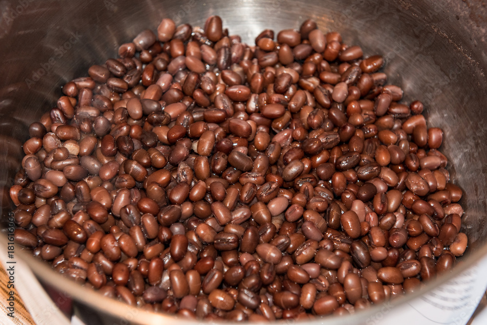 Fototapeta premium Cooked azuki beans in pot