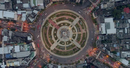 4k timelapse, fly up from Wong Wain Yai, Huge roundabout, Bangkok, Thailand