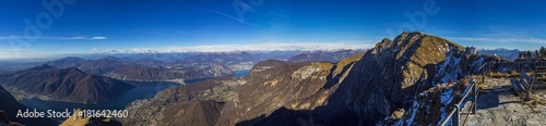 Catena alpina dal Monte Generoso © Nikokvfrmoto