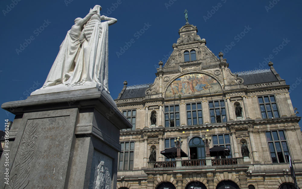 Statue à Gand, Flandres, Belgique
