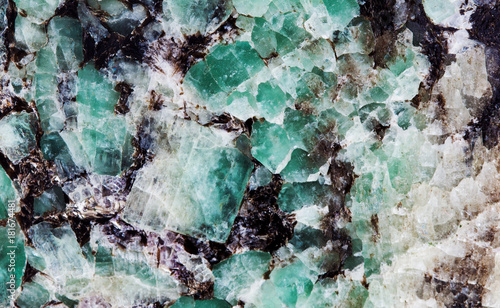 Foto Malachite in mica group of sheet silicate minerals