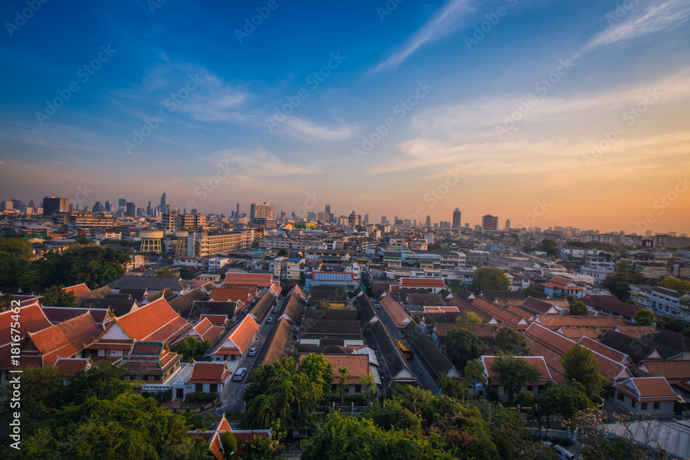 The view from the temple of the golden mount, in Bangkok in the evening.