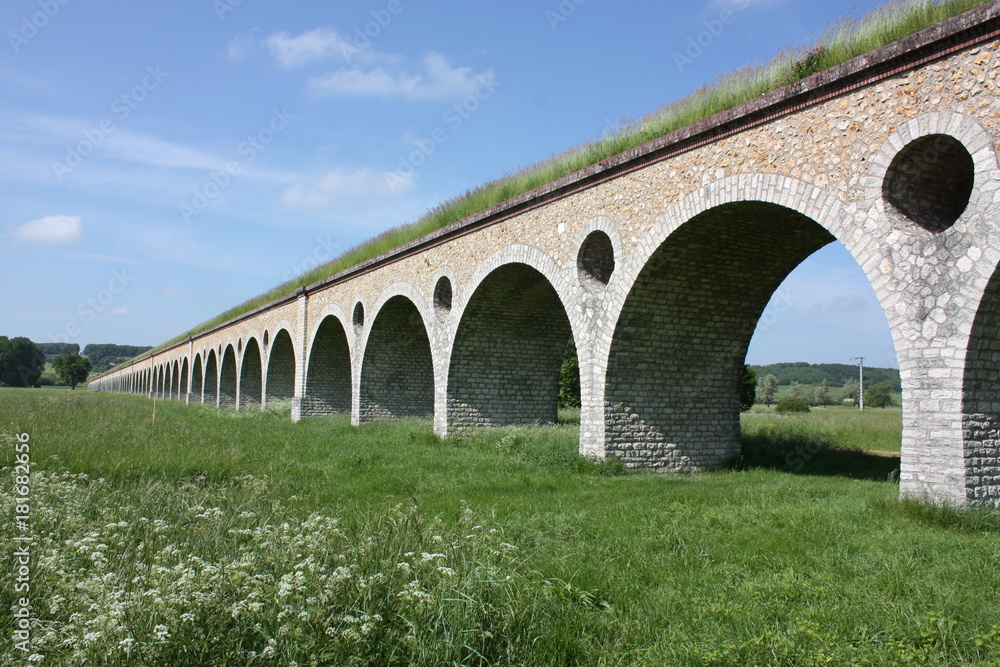 Aqueduc de Maintenon, Eure-et-Loire, France