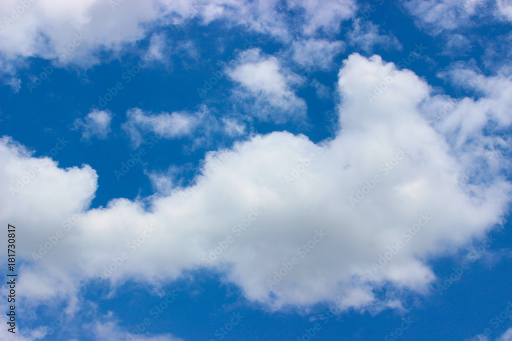 Obraz premium Blue sky with white clouds.