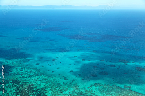  the great reef from the high © lkpro